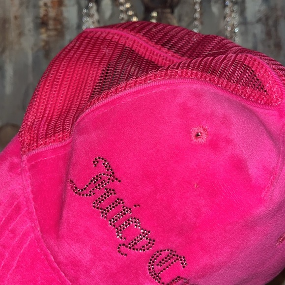 π«¦πβ’ π§π»ββοΈ Juicy Couture x Oh-So-Specialβ¦Vibesπ§π»ββοΈβ’ππ - Picture 8 of 8